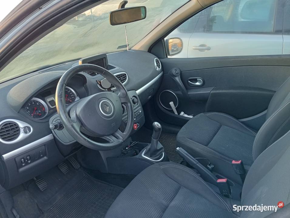 Renault Clio 3 uszkodzone 216772km Zacharzyce