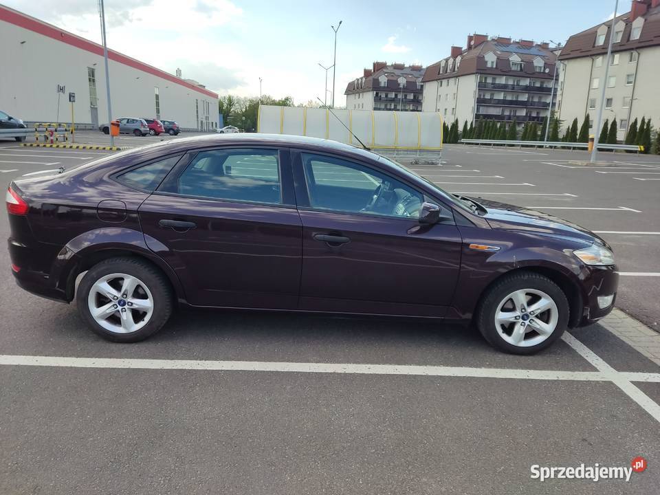 Ford Mondeo MK4 Hatchback 2008 16 benzyna 110