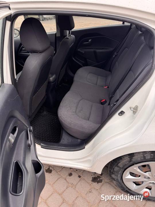 Sprzedam Kia Rio 2015 benzyna LPG czujnik deszczu Bydgoszcz