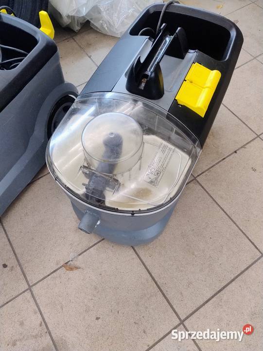 Odkurzacze piorące Karcher puzzi 101