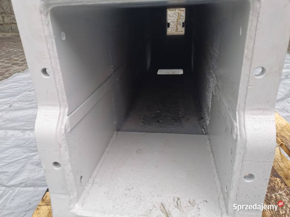 Maszt zewnętrzny Claas Scorpion 7040 wielkopolskie Wilkowo