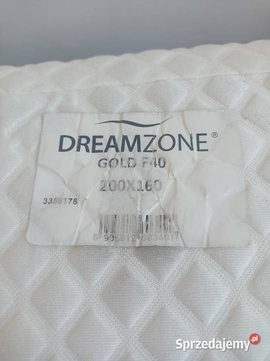 Łóżko na sprzedaż