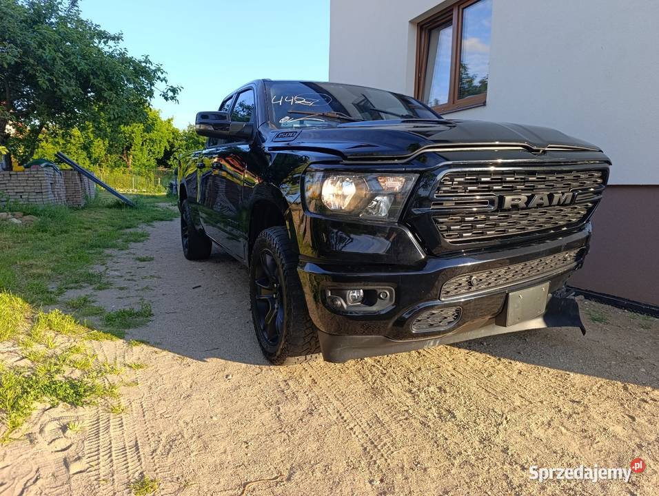 RAM1500 BIGHORN 2023r Auto w Polsce Grajewo sprzedam