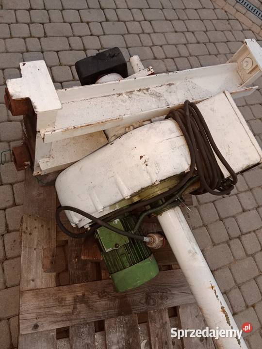 Podnośnik kanałowy srubowy