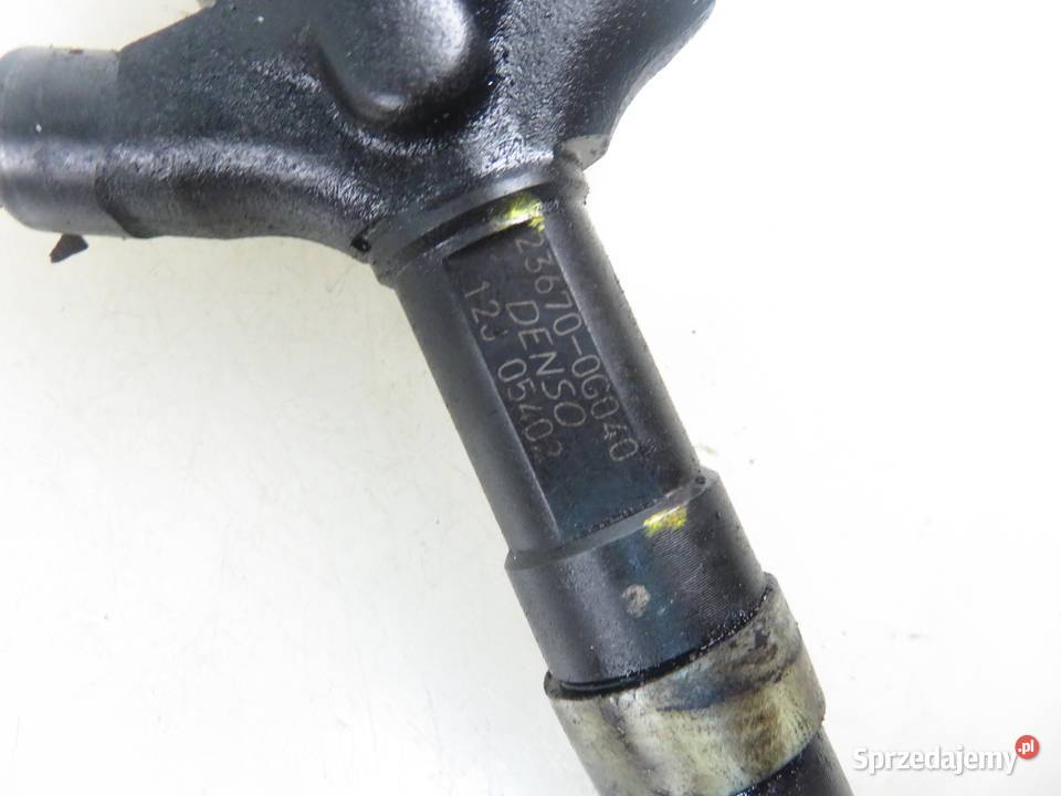 WTRYSKIWACZ TOYOTA AVENSIS T25 20 D4D 236700G040 osobowe małopolskie