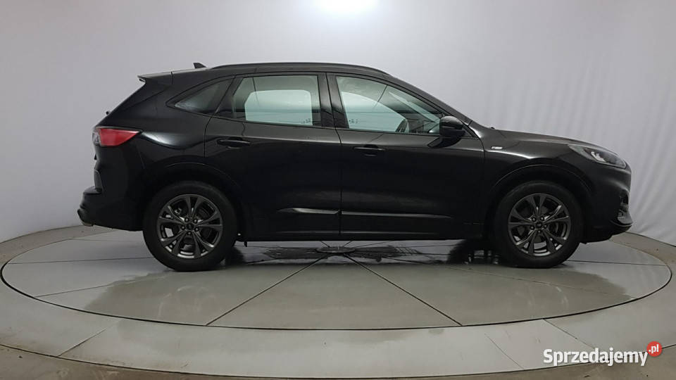 Ford Kuga 15 EcoBoost FWD STLine z polsiego Warszawa sprzedam