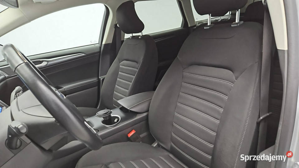 Ford Mondeo 20 Hybrid Trend Z Polskiego Salonu