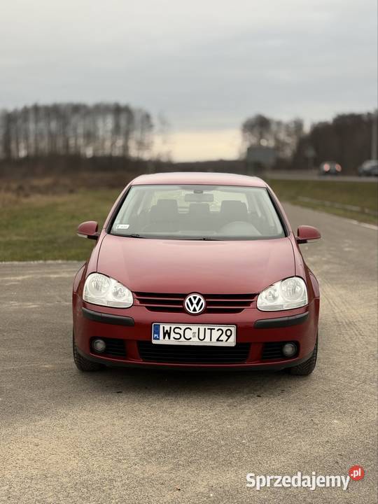 Ładny Golf 16 benzyna Hatchback sprzedam