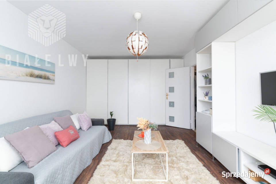 sprzedaży mieszkania 575m2 3 pokoje Warszawa mazowieckie