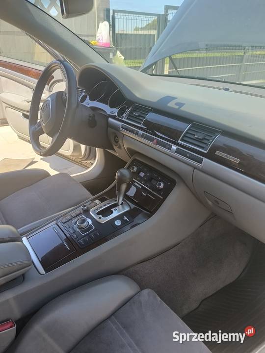 Audi A8 42cm3