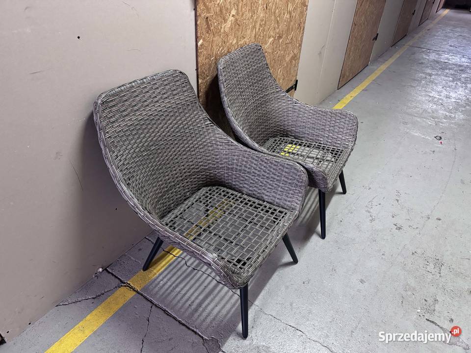 Syndyk sprzeda używane meble ogrodowe Sopot