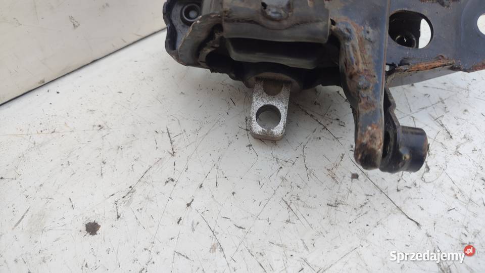 2324ŁAPA PODUSZKA MOCOWANIE SKRZYNI 6Q0199555AT Włoszczowa