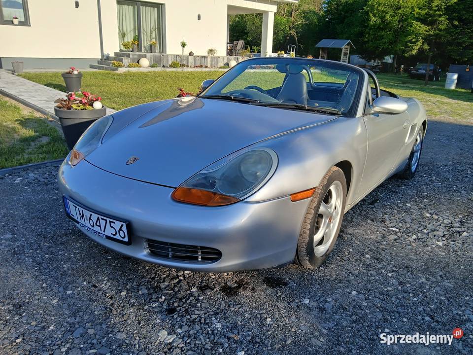 Porsche boxste Narol