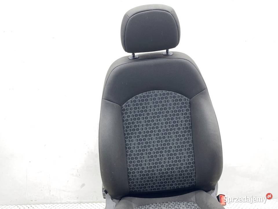 FOTEL PRAWY PRZÓD OPEL CORSA E Hatchback