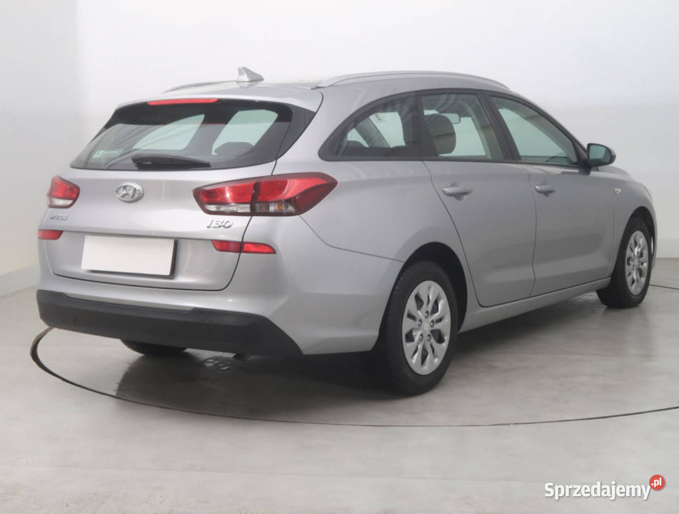 Hyundai i30 10 TGDI asystent pasa ruchu Bielany Wrocławskie
