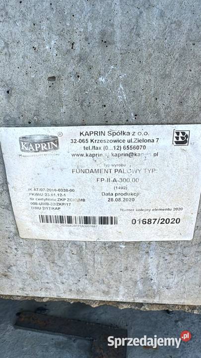 Słupy oświetleniowe konstrukcyjne postawy betowe śląskie Drogomyśl sprzedam
