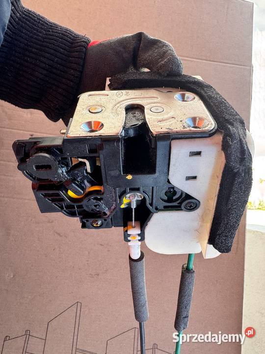 Zamek drzwi lewy tył Hyundai i10 II 1320 Zamki, wkładki i kluczyki małopolskie Brzesko