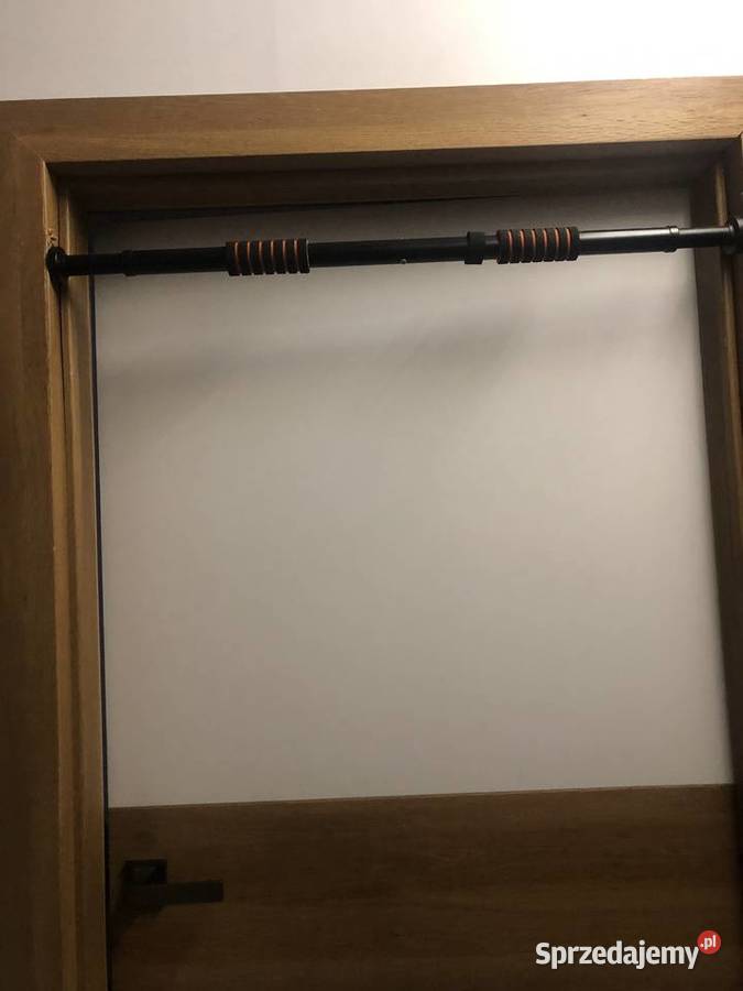 Sztanga do ćwiczeń montaż między futrynami w Sprzęt do ćwiczeń Kraków sprzedam