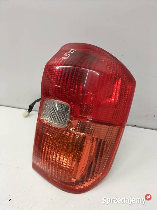 LAMPA TYŁ PRAWA EU Toyota RAV4 II 20002005 świętokrzyskie