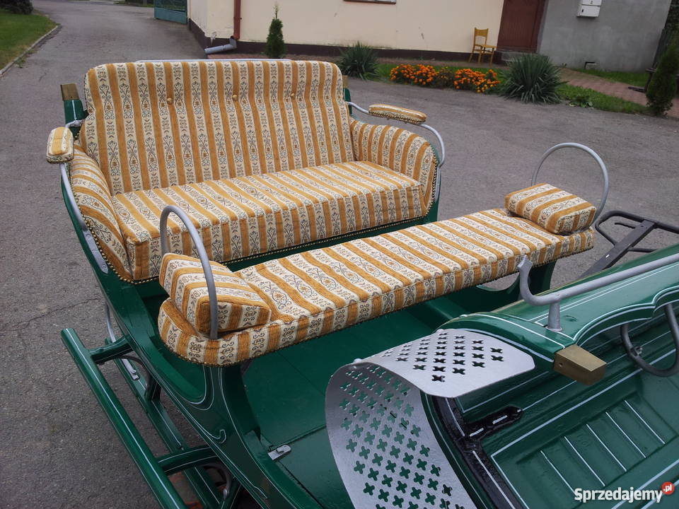 Zabytkowe sanie zaprzęgowe konne Kąkolewnica Wschodnia