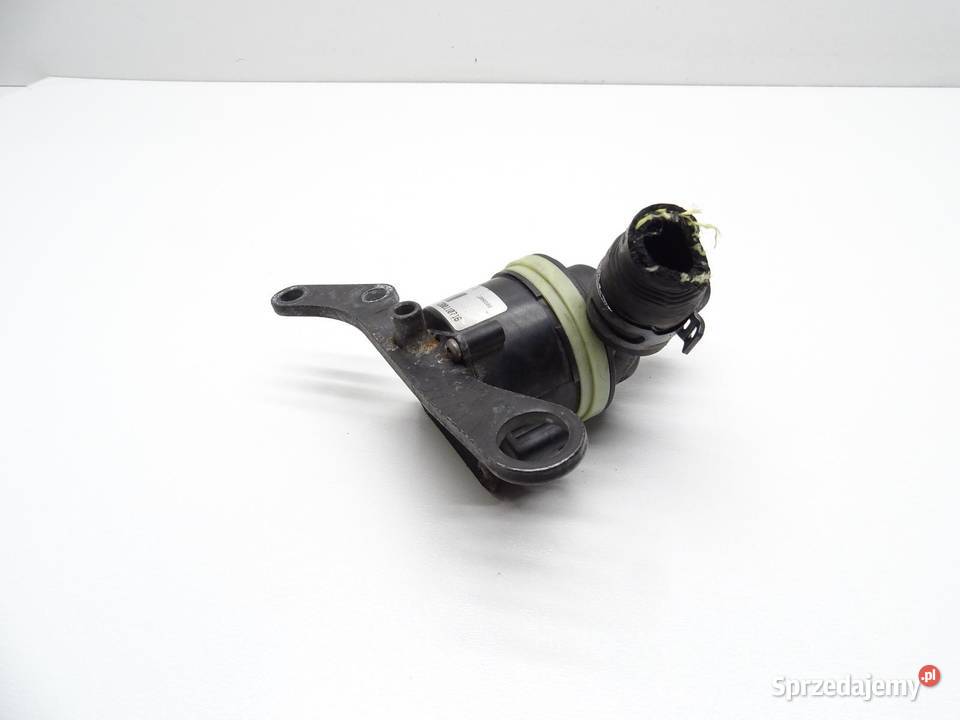 DODATKOWA POMPA POMPKA WODY CCW 059121012B 30 sprzedam