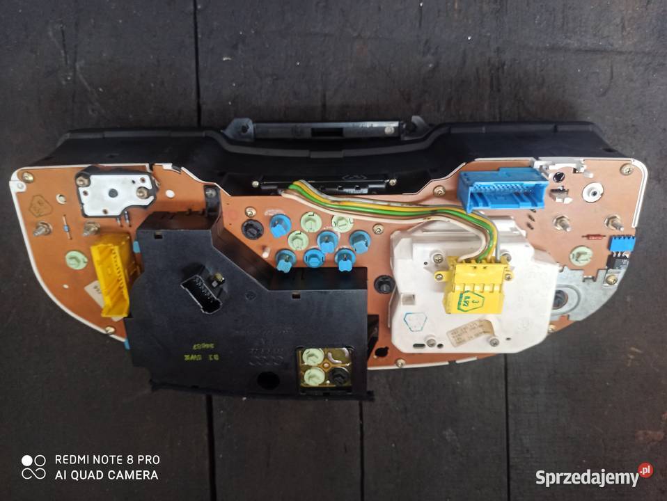 Licznik Audi 80 b4 Diesel wyświetlacz Wyposażenie wnętrza Wyposażenie wnętrza Rzeszów