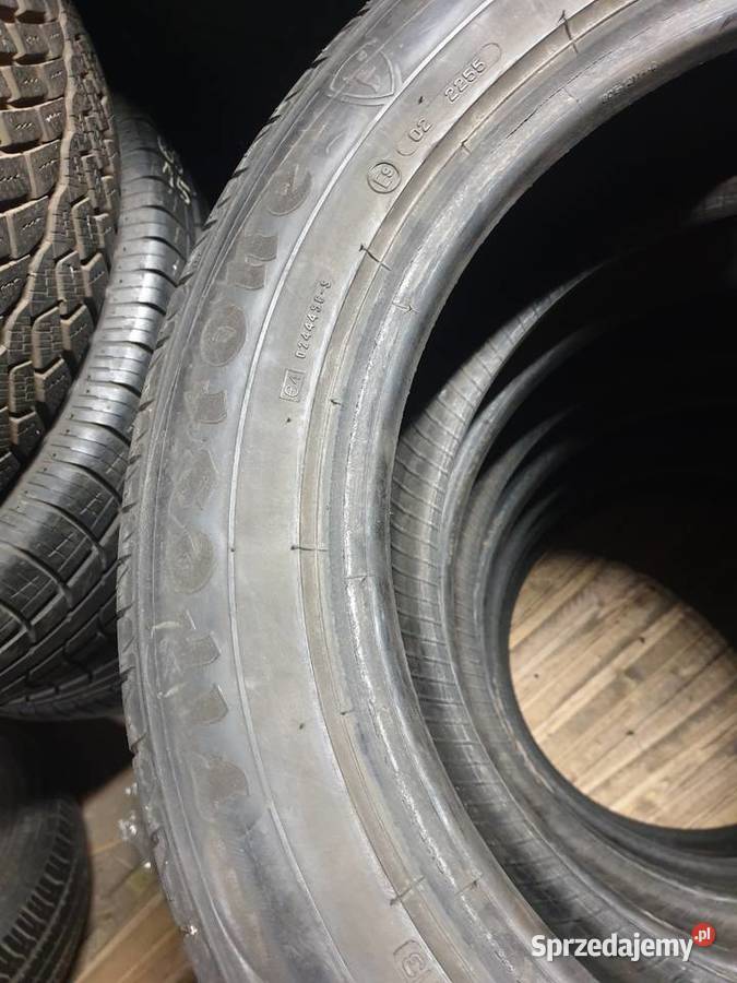 Opony Firestone TZ300a 22555r17
