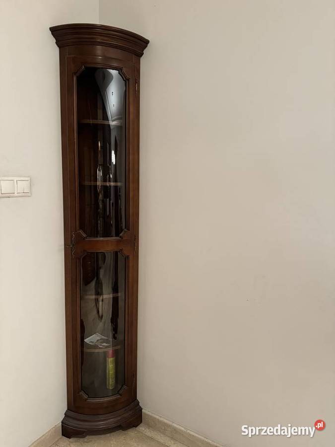 Meble w stylu klasycznym 10 krzeseł