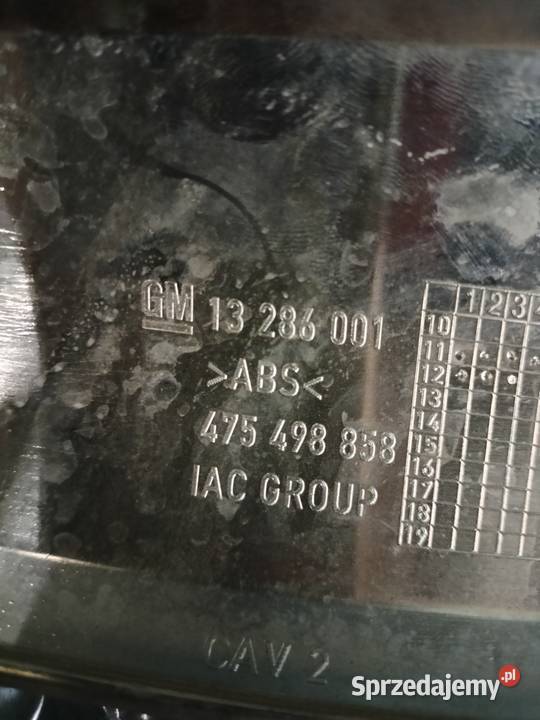 Chrom atrapy opel corsa D lift 13286001 Czechy sprzedam