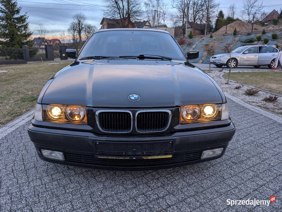 BMW E36 Coupe 316i Wolna korozji 102KM Poręba Wielka