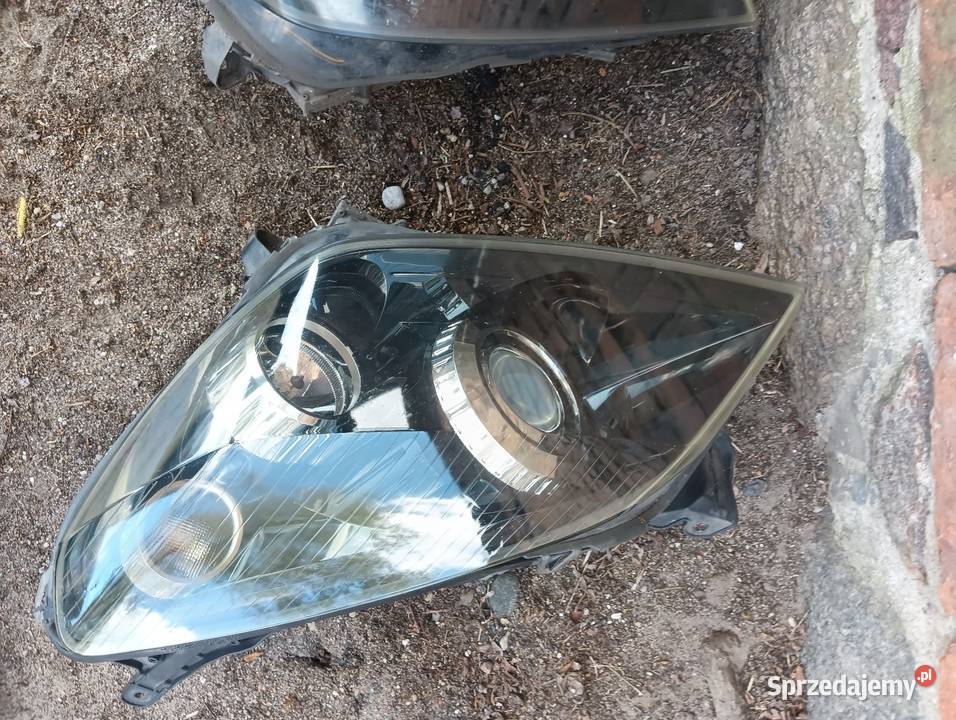 Lampy Astra H GTC xenon skrętny kompletne osobowe Poniec