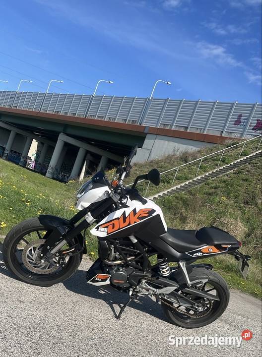 KTM Duke 125 2014 ABS garażowany Opacz-Kolonia sprzedam