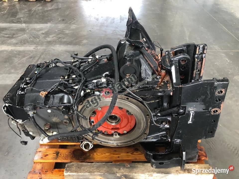 Tylny most Massey Ferguson 6255 851B6 Byków sprzedam