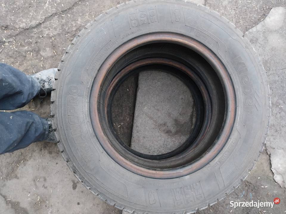 Sprzedam opony letnie 195 70 r15C 4 Pińczów