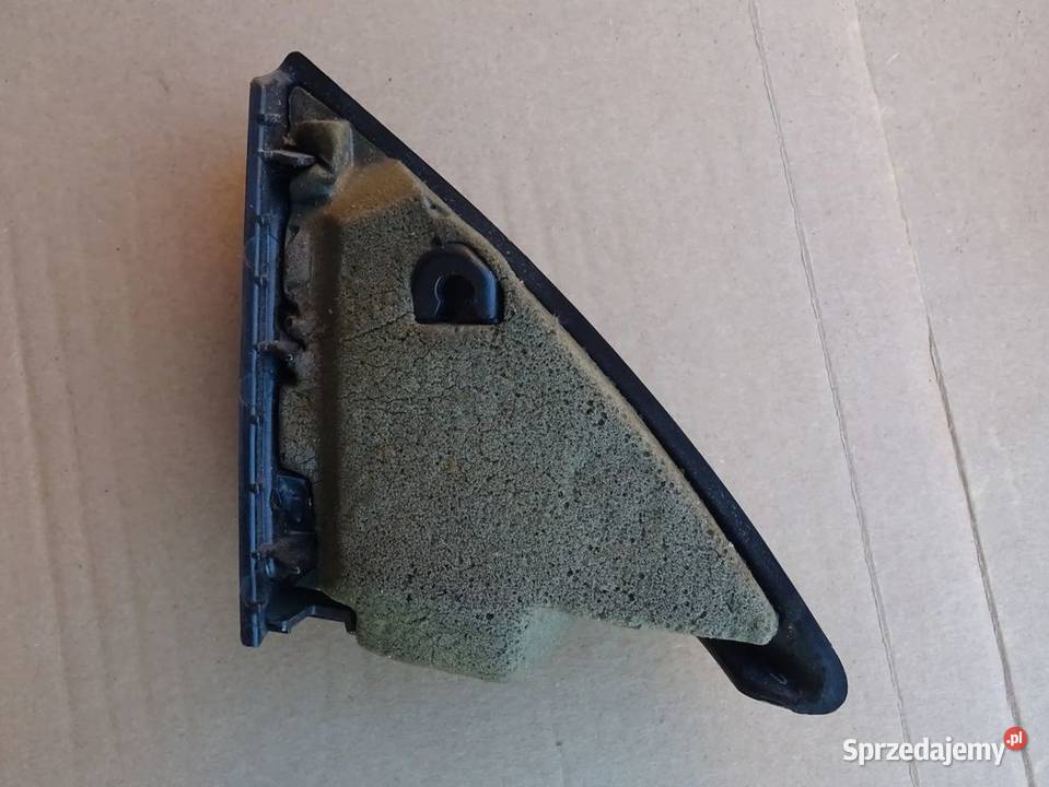 Maskownica na głośnik z drzwi prawych lewych