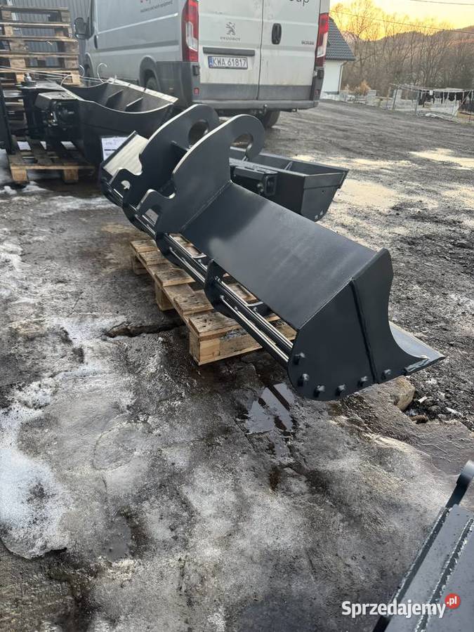 Łyżka skarpowa ażurowa 180 3655t CW10 Łętowe