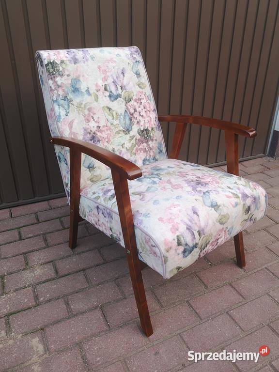 Stary Fotel Klubowy Renowacji Swarzędz