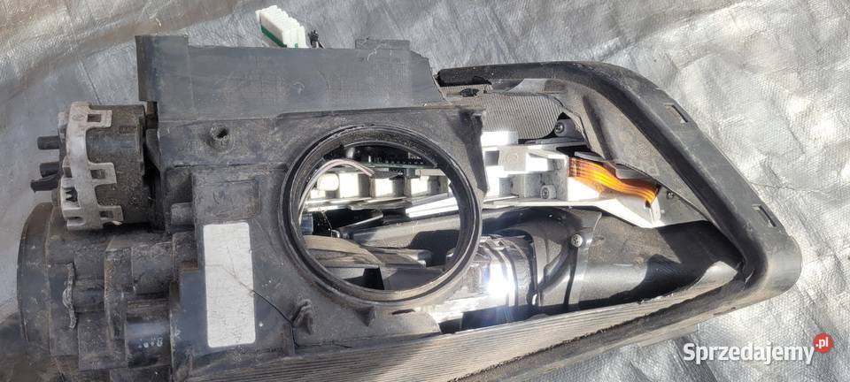 KIA NIRO LIFT PRAWY REFLEKTOR LAMPA PRAWA 1431 Ruda Śląska