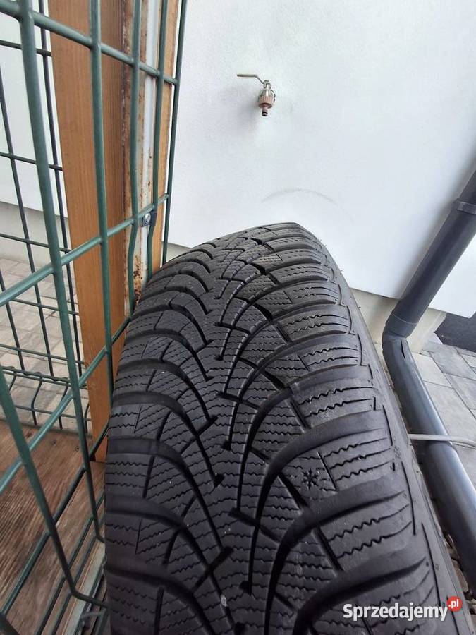 Goodyear zimowe 20555r16 alufelgi Bieganów