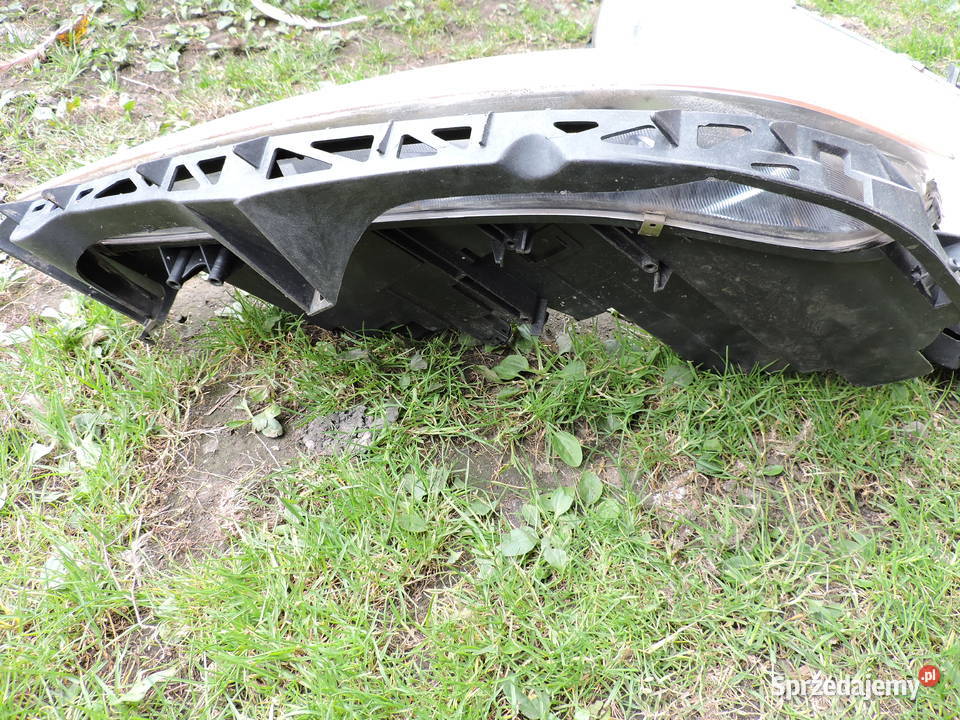 Lampy przód Mazda 6 GY Części samochodowe Myszków