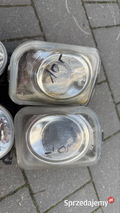 4x halogeny Subaru Volvo Radom