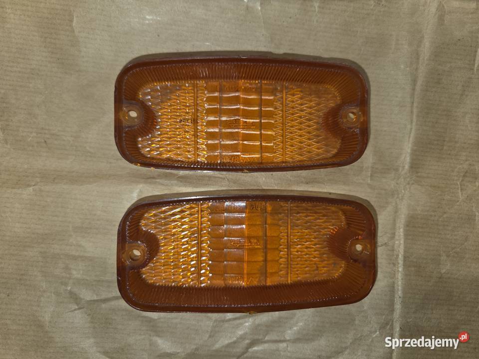 Trabant 601 11 Nowe klosze kierunkowskazu Piaseczno