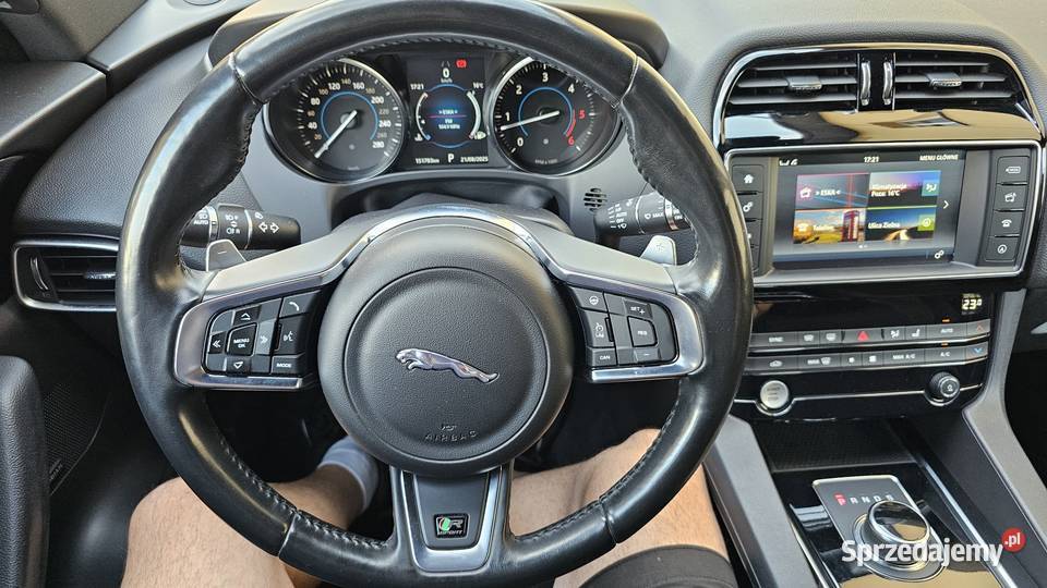 Jaguar FPace 30D 300 RSPORT 2018r 4X4 Automat Zarszyn sprzedam
