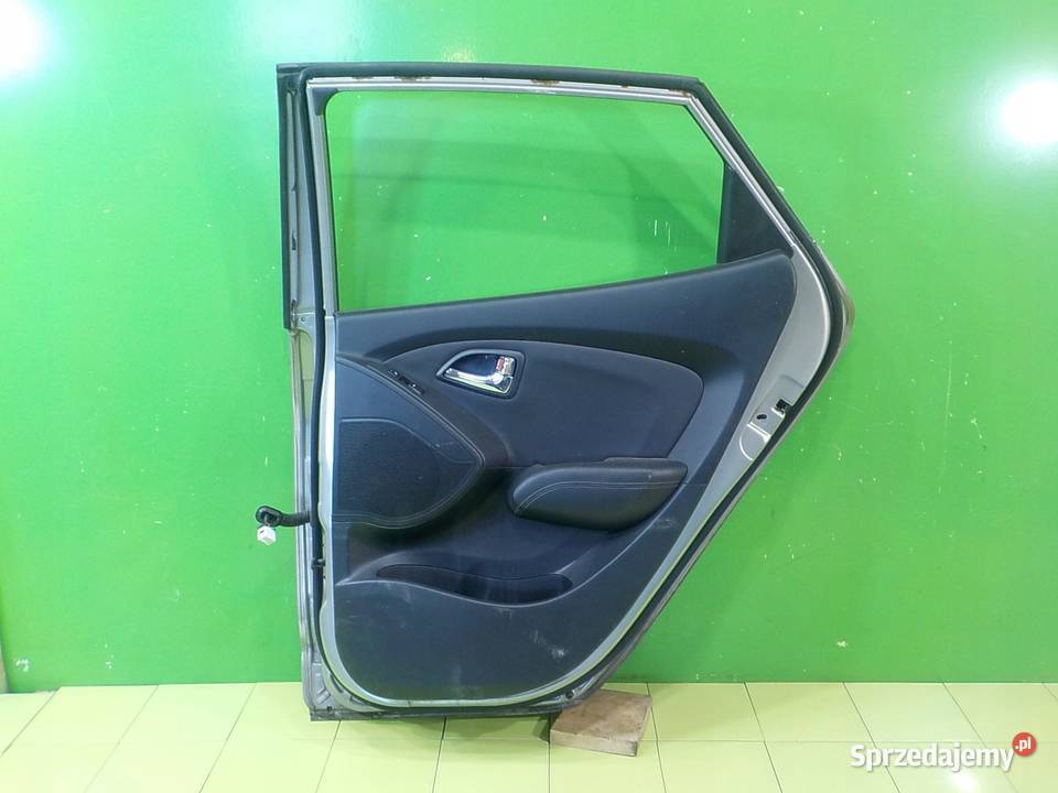 HYUNDAI ix35 17 CRDI 12r drzwi prawe tyl mazowieckie Suków