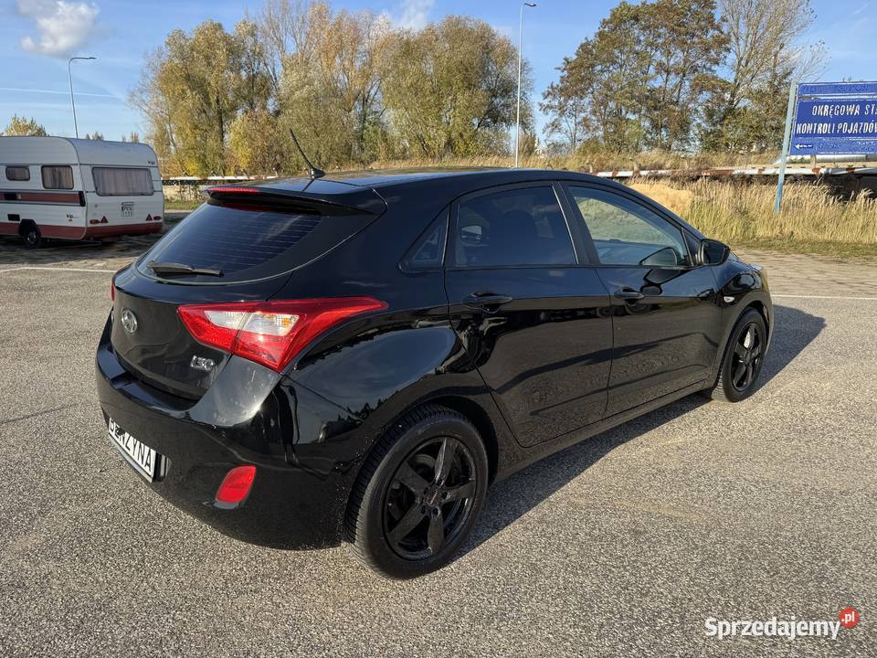Hyundai i30 14 BENZYNA Klimatronik Nawigacja 4/5 Konin