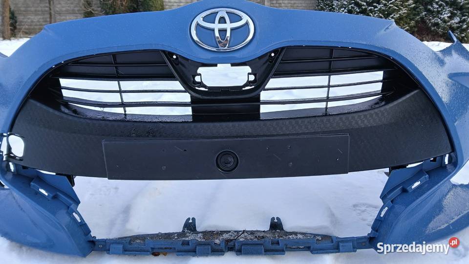 Toyota YARIS 4IV Zderzak grilatrapakratka przód Łask sprzedam