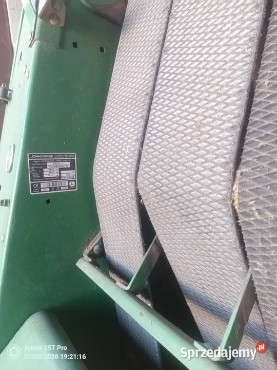 Prasa John Deere 582 model 2009