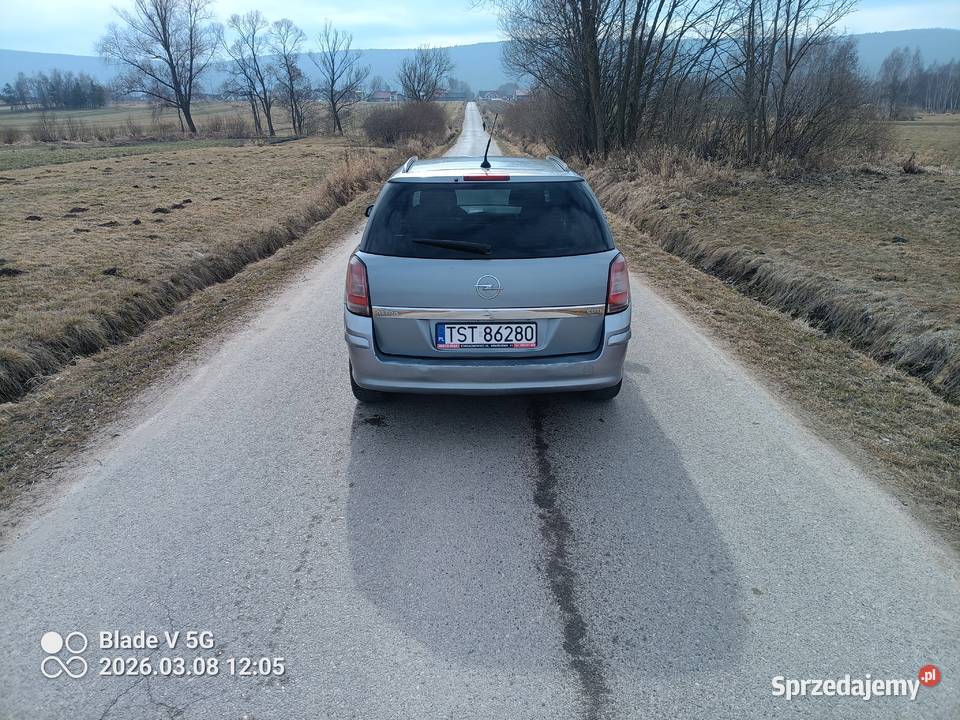 Opel Astra H 2007r 17 CDTI bluetooth