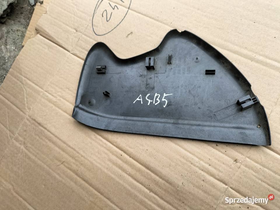 Audi A4 B5 8D0857086 TRÓJKĄT OSŁONA DESKI osobowe Kamień-Kolonia