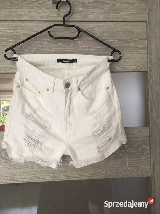 Bik Bok białe jeansowe szorty z przetarciami XS Pozostałe Skawina sprzedam